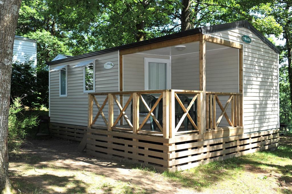 Camping Hurongues Pomeys Exterior photo
